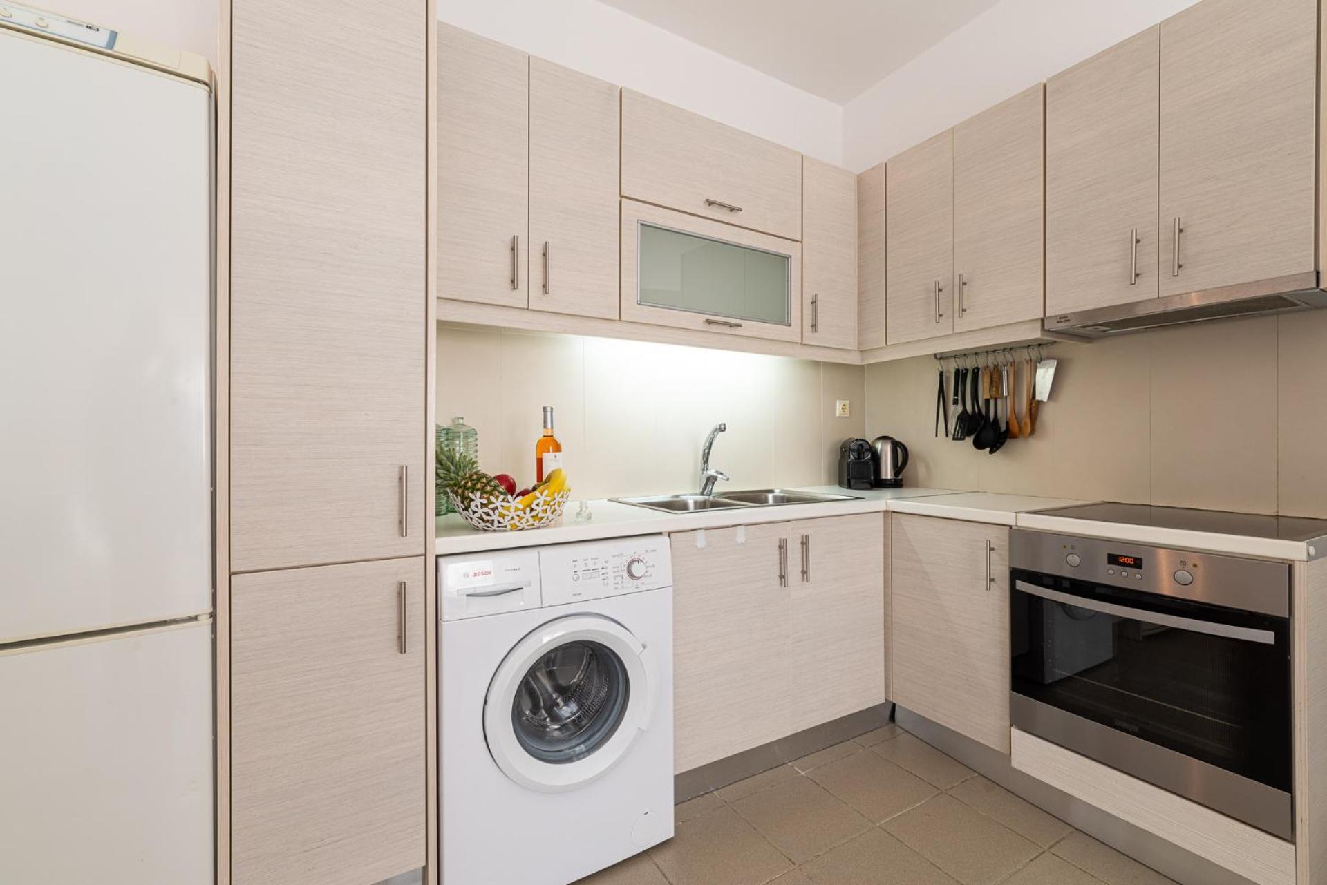 Elio A 1Bdr Apt With Garden 1 Min From The Beach By Hospi Heraklion  Exterior photo